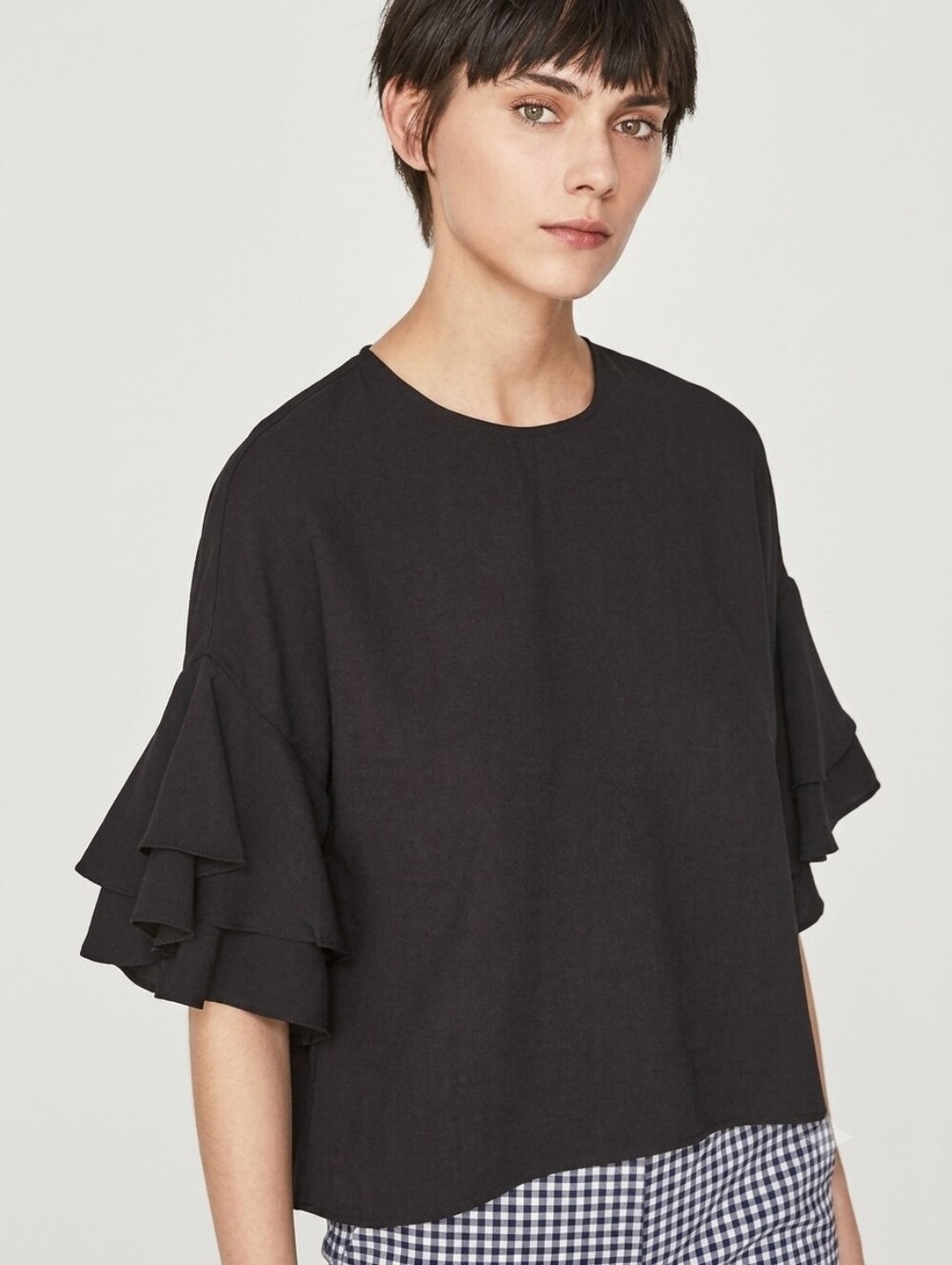 Zara Trafaluc Womens Ruffles Flounce Sleeves Boxy Black Cotton T-Shirt Size S